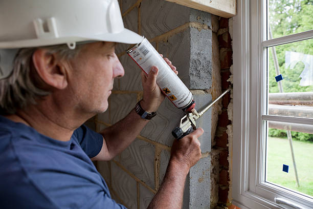 Best Insulation Maintenance and Repair in Smithville, TX